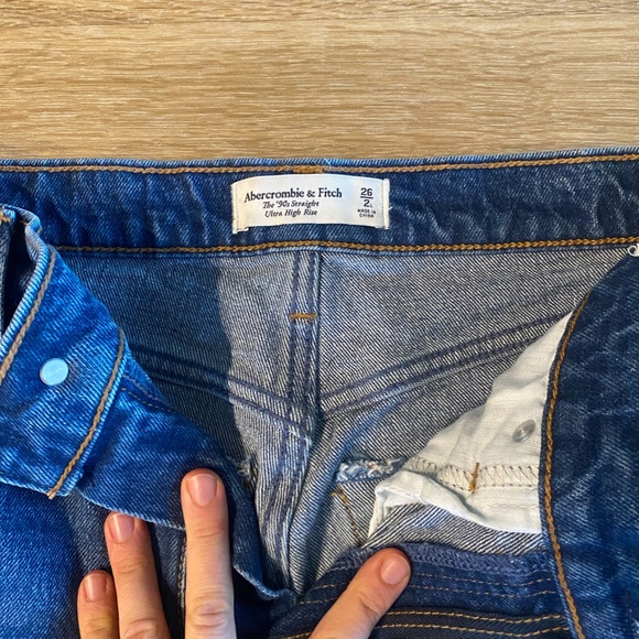 Abercrombie & Fitch the 90's straight leg high rise jean - Picture 3 of 5